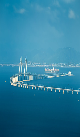 Hong Kong-Zhuhai-Macao Bridge trade volume tops 800 billion yuan since inception